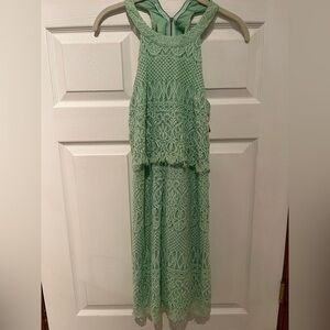 Small lace Alya dress